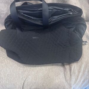 Vera Bradley Black Quilted Women’s Bag